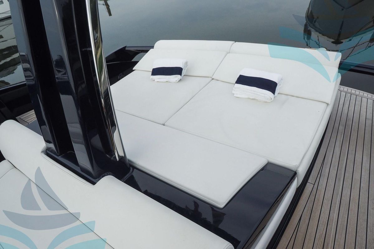 2016 Riva 53 