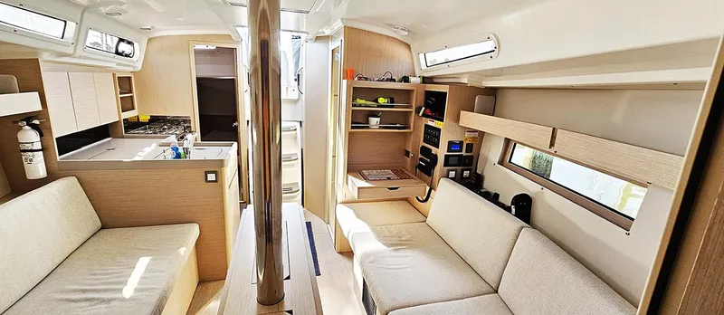 Jimi Z Yacht Photos Pics 