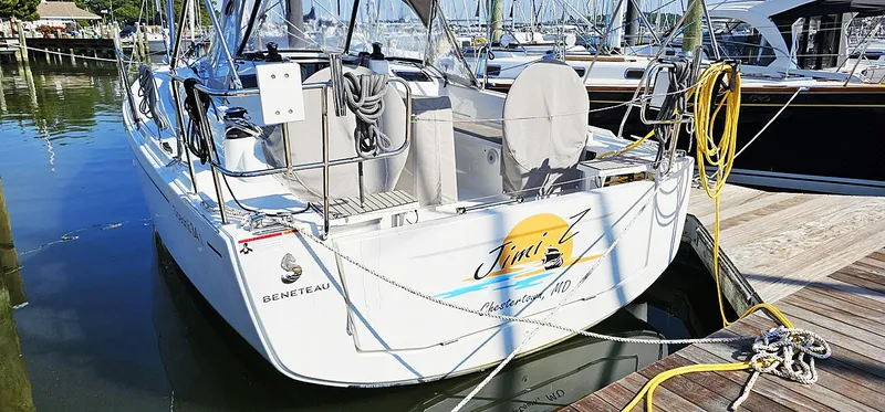 Jimi Z Yacht Photos Pics 