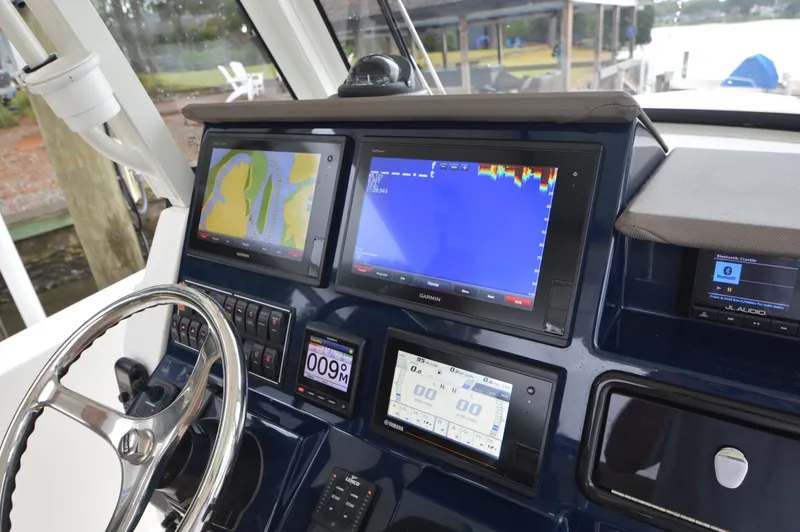 Sweetest Thing Yacht Photos Pics 