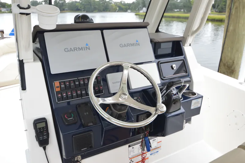 Sweetest Thing Yacht Photos Pics 