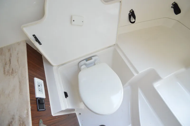 Sweetest Thing Yacht Photos Pics 