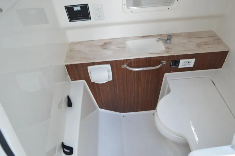 Sweetest Thing Yacht Photos Pics 