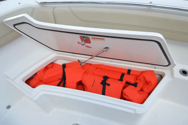 Sweetest Thing Yacht Photos Pics 