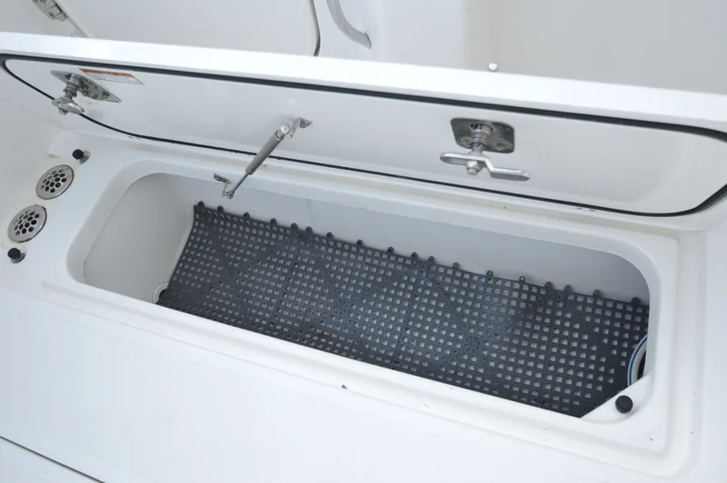 Sweetest Thing Yacht Photos Pics 