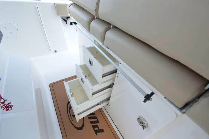 Sweetest Thing Yacht Photos Pics 