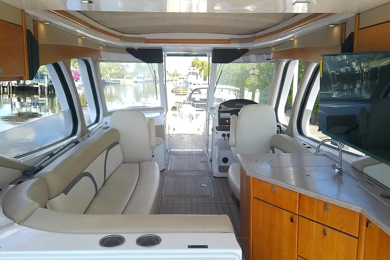  Yacht Photos Pics Interior of 2019 Floe Craft 3950C Aquafina boat with luxurious seating and modern amenities.