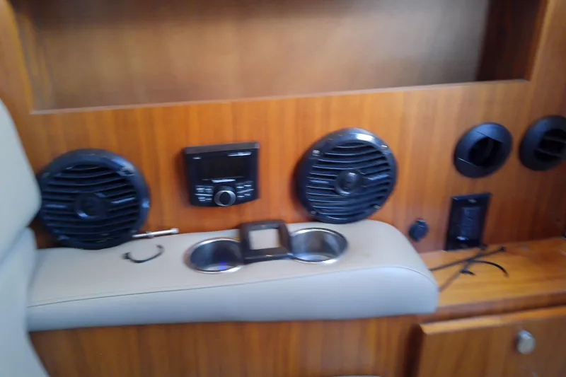  Yacht Photos Pics Interior of 2019 Floe Craft 3950C Aquafina with speakers and control panel.