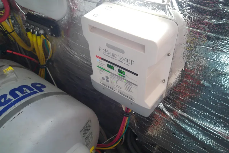  Yacht Photos Pics ProNautic 12-40P charger in Floe Craft 3950C Aquafina, 2019 model, with wiring and tank.