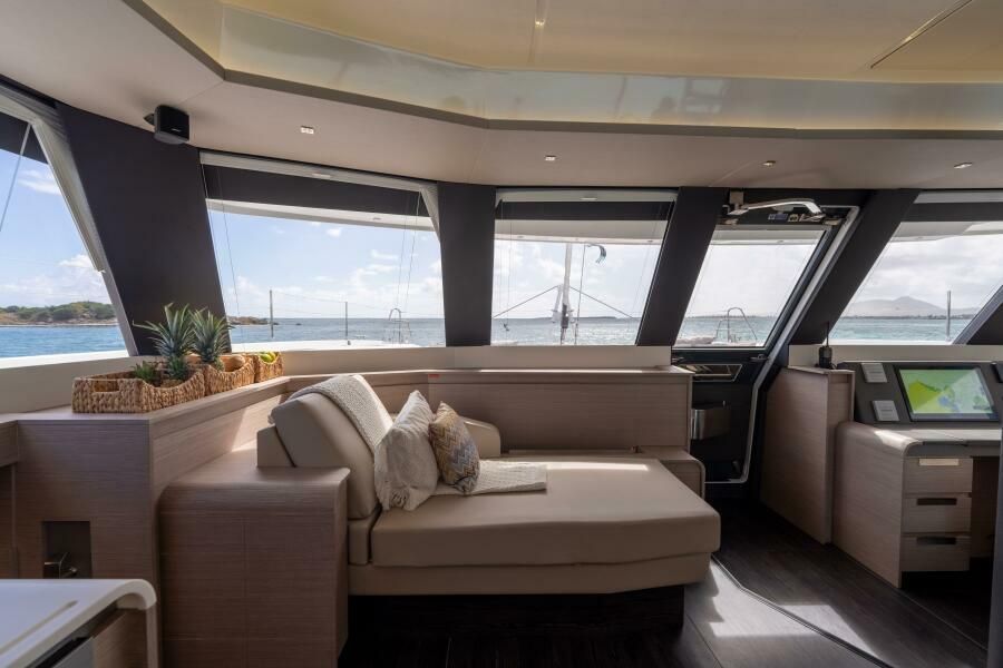 2022 Fountaine Pajot 67 