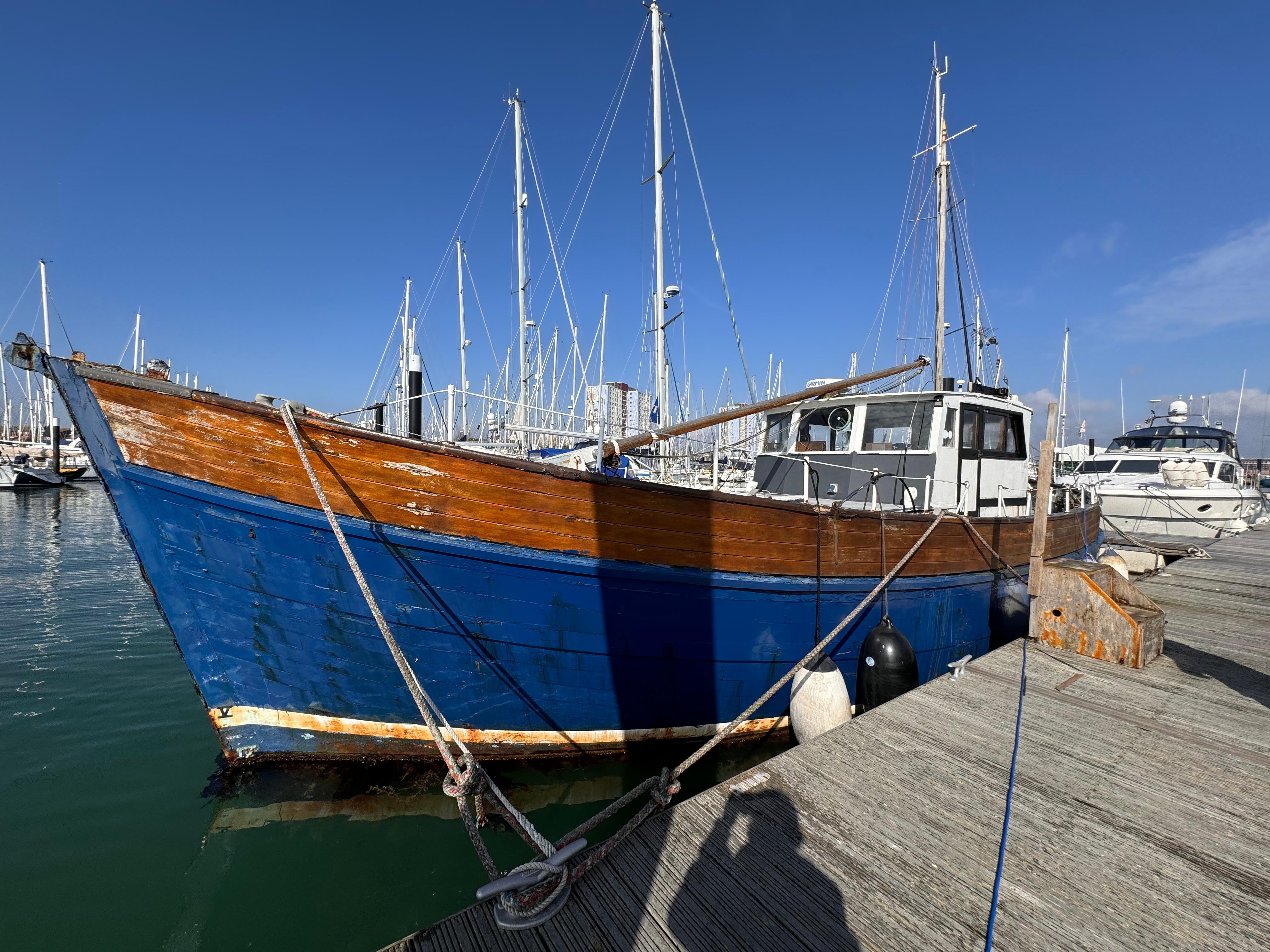 Custom Scottish Barge 13m 1962 Hampshire Boats and Outboards