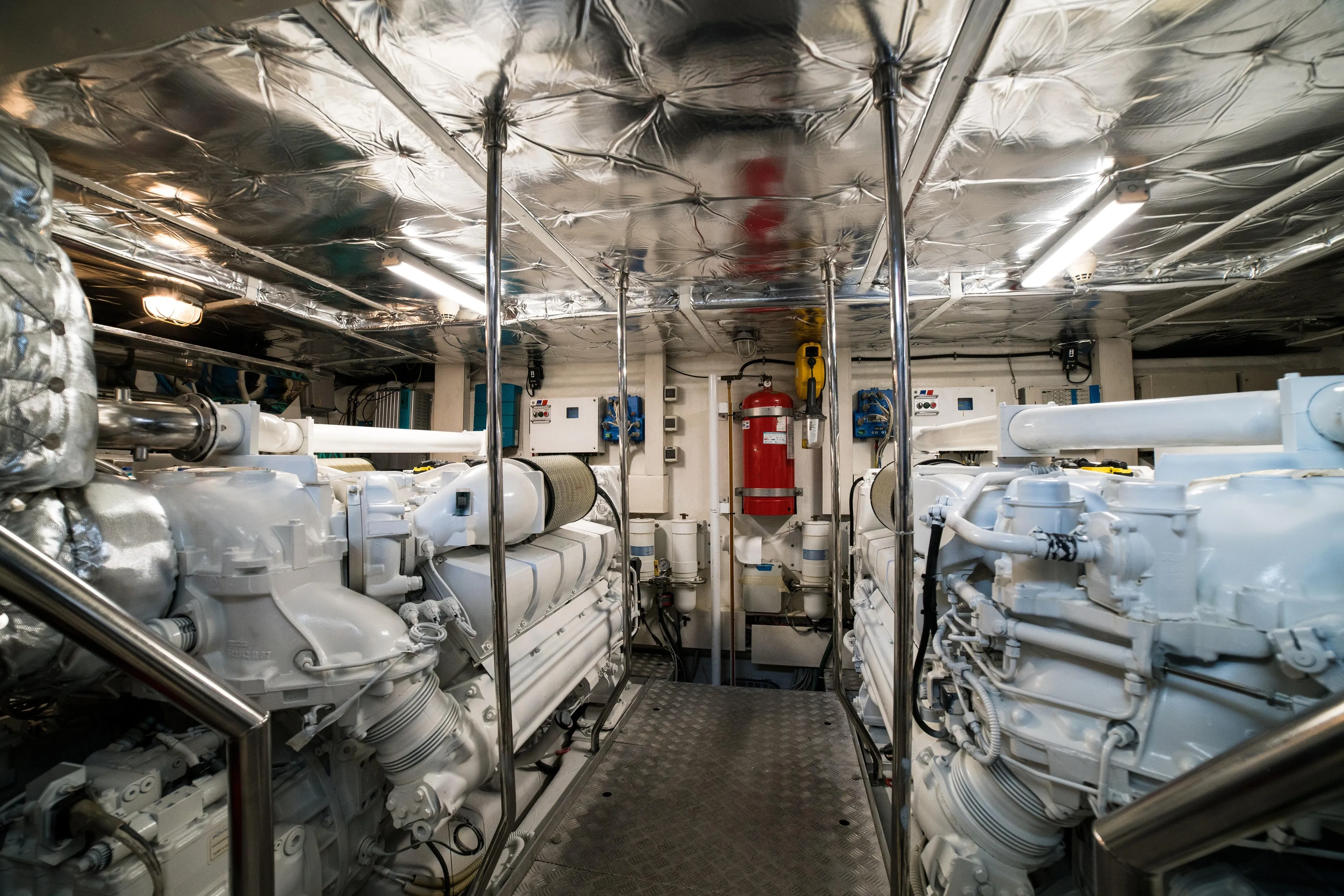 Milky Way Yacht Photos Pics Engine room of 2007 Riva Venere 75 yacht, featuring advanced machinery and equipment.