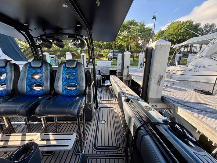  Yacht Photos Pics Interior of 2016 Hydra-Sports 4200 Siesta boat with luxurious seating and modern design.