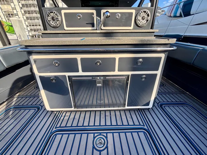  Yacht Photos Pics 2016 Hydra-Sports 4200 Siesta boat interior with sleek cabinetry and modern design.