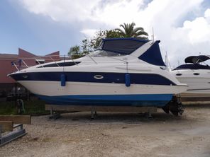 Bayliner 305