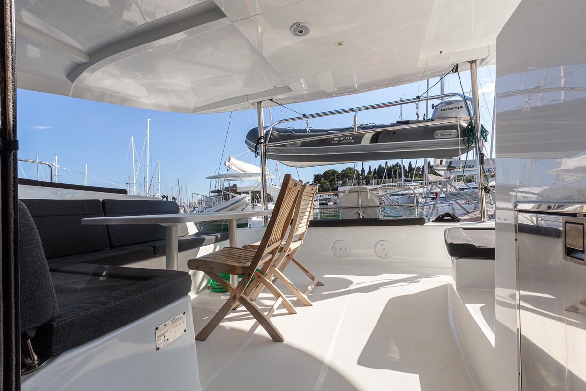 2017 Lagoon 41 