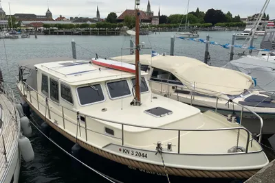 2010 Jetten Bully 40 Sedan