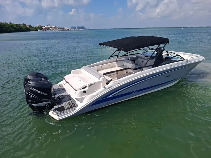 2016 Sea Ray 290 Sundeck Ob @ Cancun Yacht Photos Pics 