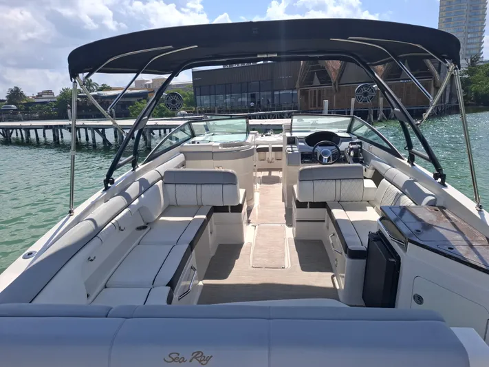 2016 Sea Ray 290 Sundeck Ob @ Cancun Yacht Photos Pics 