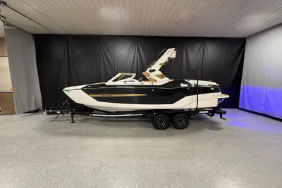 MasterCraft X24
