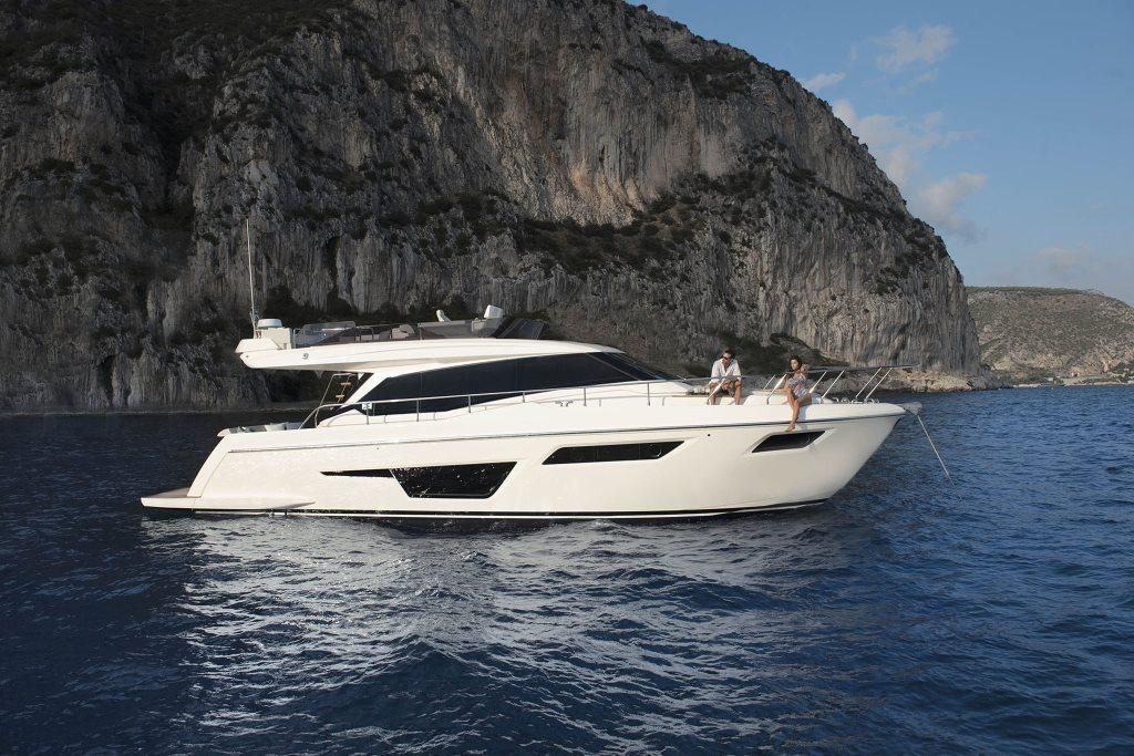 2021 Ferretti Yachts 50 