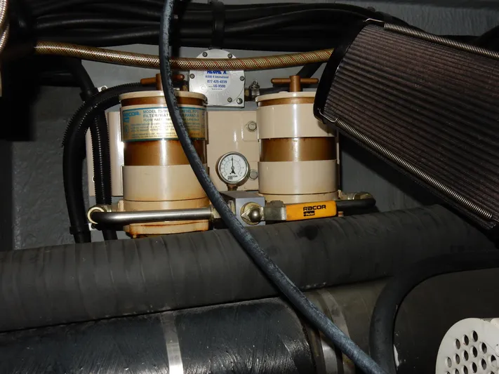 Sandi Yacht Photos Pics 