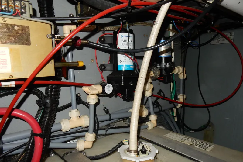 Sandi Yacht Photos Pics 