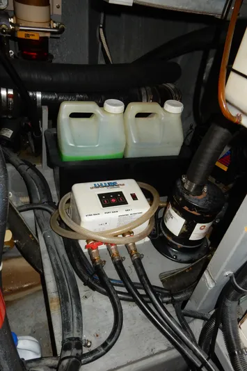 Sandi Yacht Photos Pics 