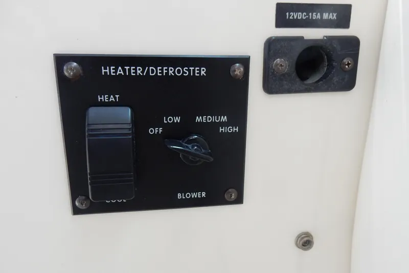 Sandi Yacht Photos Pics 