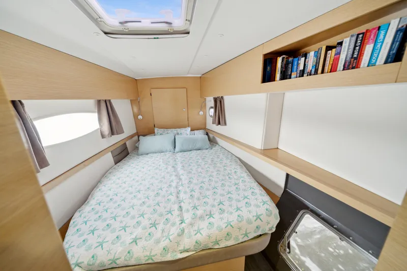 Starry Night Yacht Photos Pics 