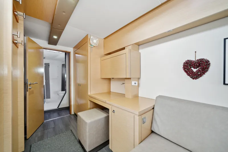 Starry Night Yacht Photos Pics 