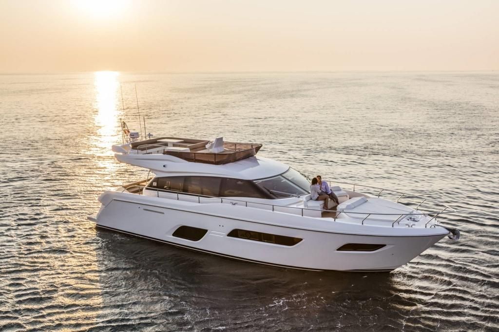 2022 Ferretti Yachts 57 