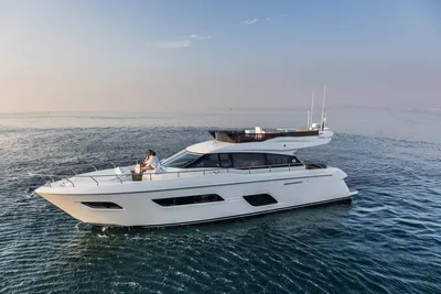 2019 Ferretti Yachts 550