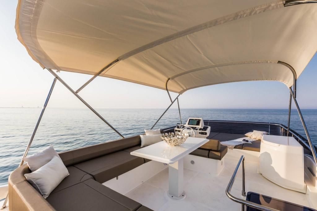 2022 Ferretti Yachts 57 