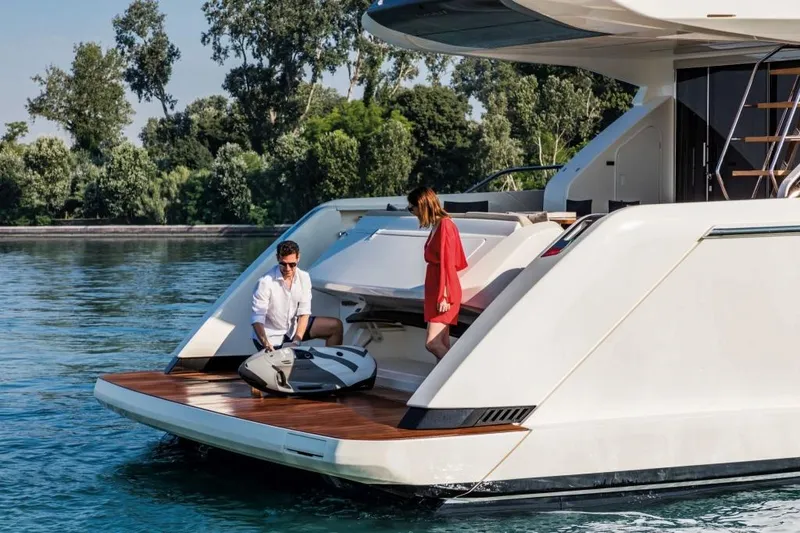  Yacht Photos Pics Manufacturer Provided Image: Manufacturer Provided Image