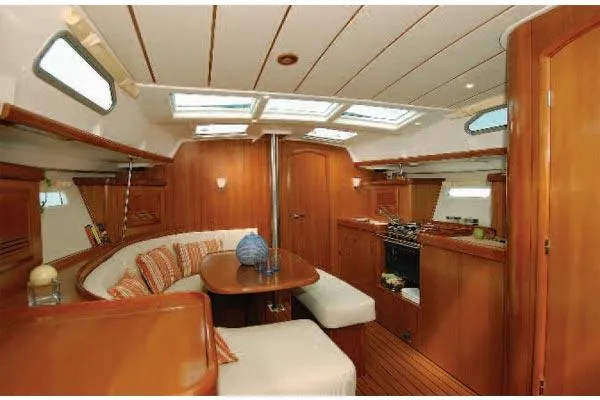  Yacht Photos Pics Manufacturer Provided Image: Interior