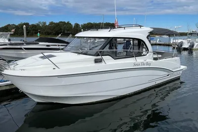 Beneteau Antares 8