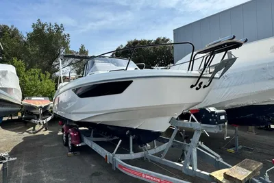 2022 Beneteau Flyer 8 SUNdeck
