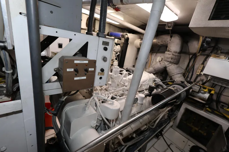 Ocean Drive Yacht Photos Pics 