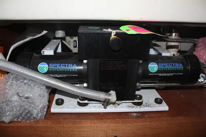 Hawaiian Passage Yacht Photos Pics Spectra watermaker installed on a 1997 Beneteau Oceanis 461 yacht.