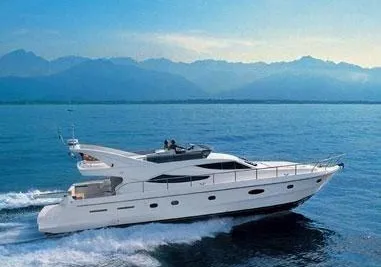 2000 Ferretti Yachts 620