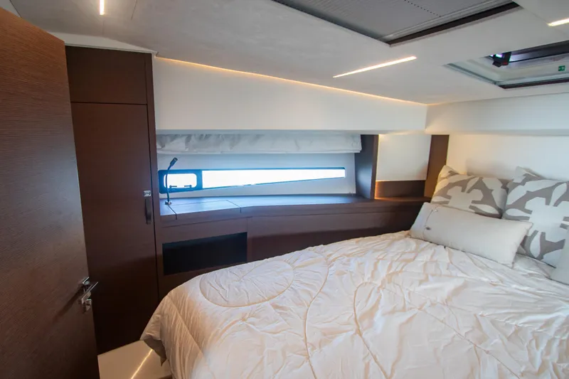 Fantasea Yacht Photos Pics Luxurious bedroom interior of 2020 Prestige 460 Fly yacht with modern design.
