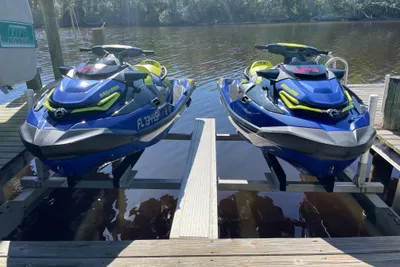 Sea-Doo Wake Pro 230