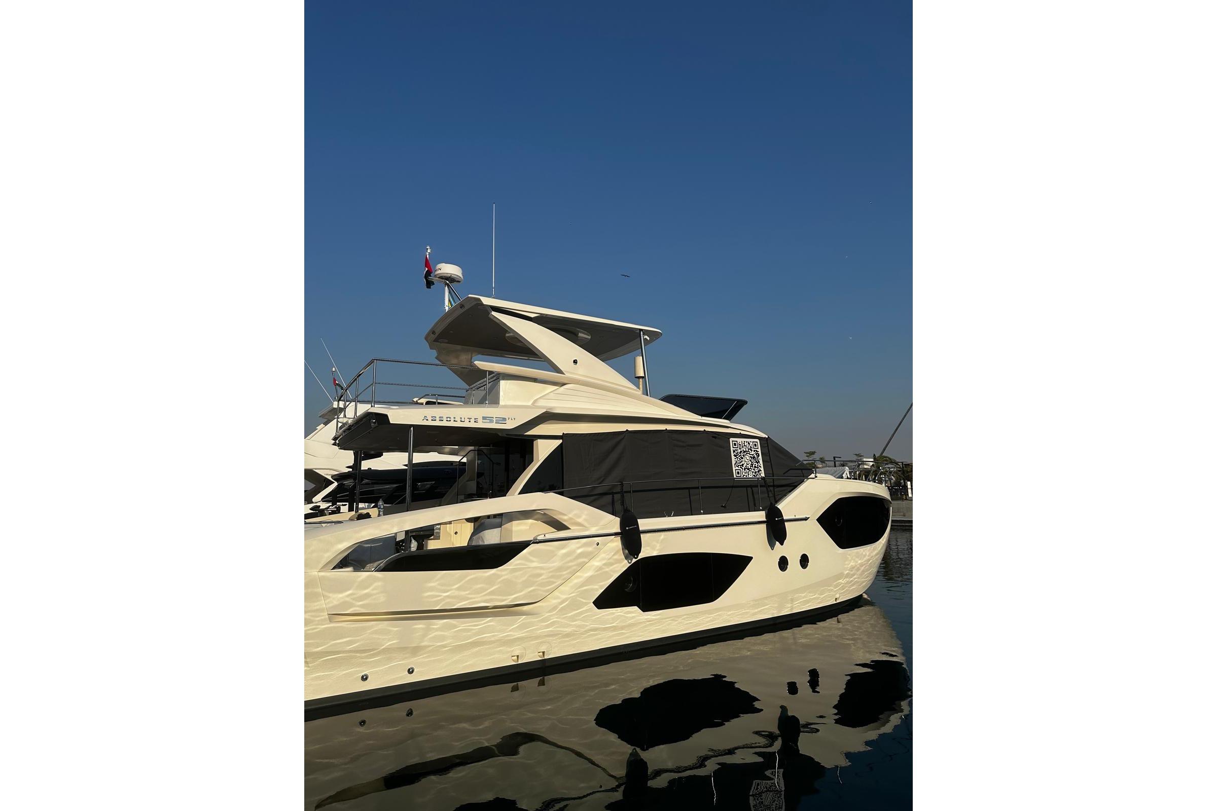 Absolute 52 FLY