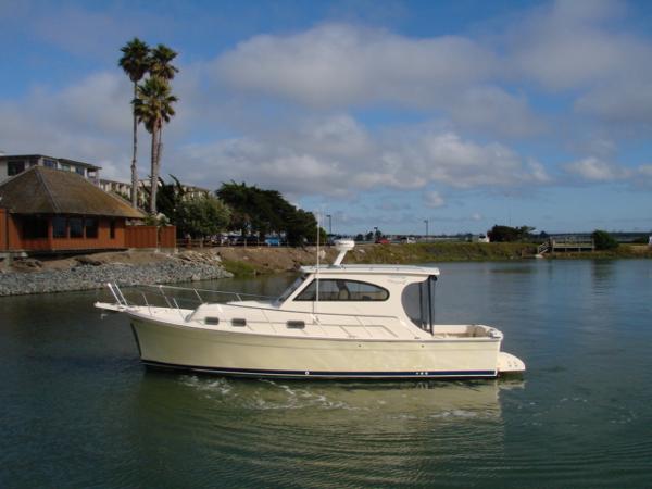 2004 Mainship Pilot 30