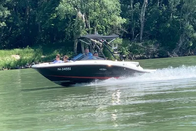 2020 Sea Ray SPX 190