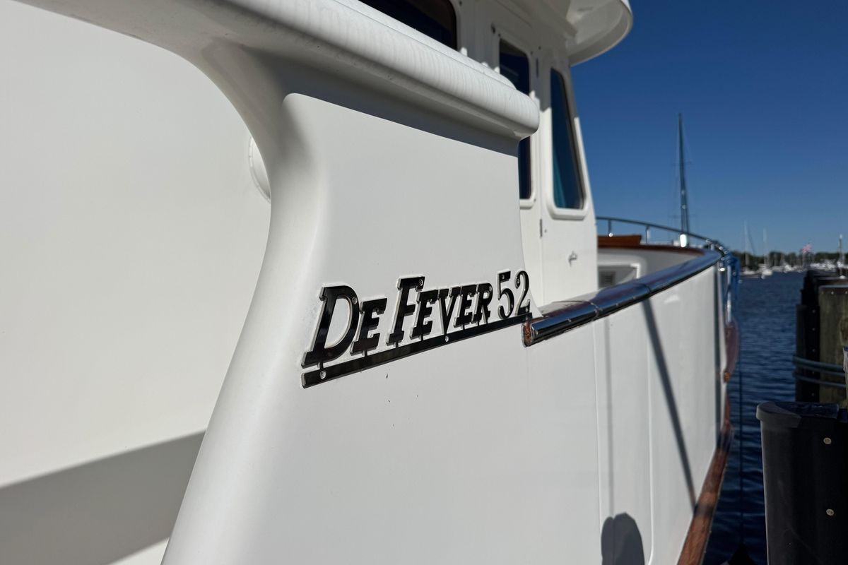2006 DeFever 52 