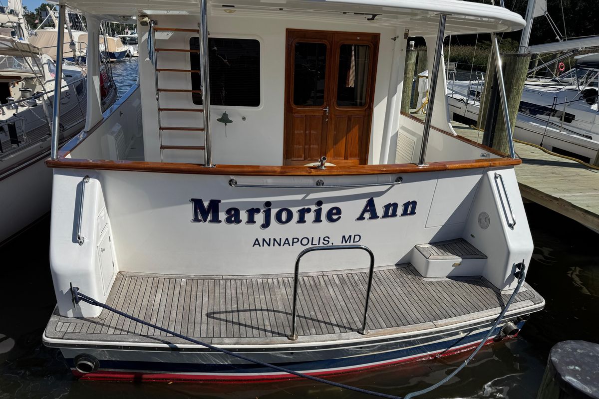 2006 DeFever 52 