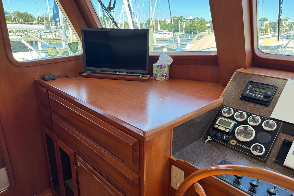 2006 DeFever 52 