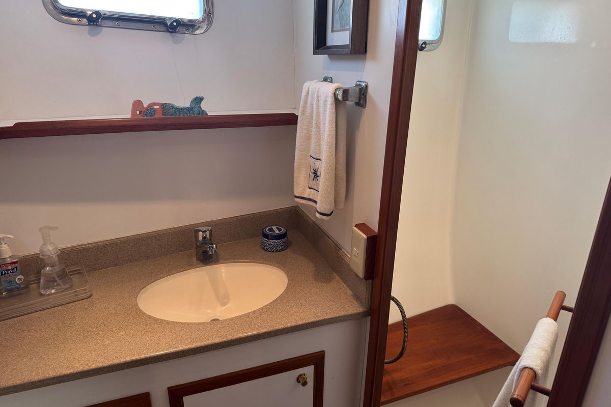 2006 DeFever 52 